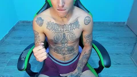 Snapshot of zafirocum chatting on 02-13-26, 11:39 BiG Zafiro online show from 02-13-26, 11:39