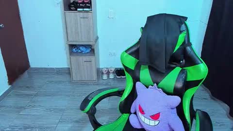 BiG Zafiro online show from 03-18-26, 10:07