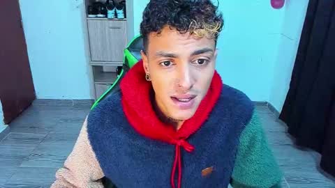 BiG Zafiro online show from 03-22-26, 11:02