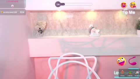 Snapshot of zafirolong chatting on 12-23-24, 01:35 zafirolong online show from 12-23-24, 01:35