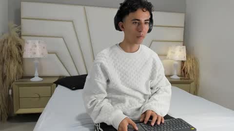 Snapshot of zahir_ashar chatting on 10-17-25, 11:02 zahir_ashar online show from 10-17-25, 11:02