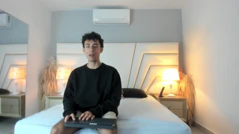 Snapshot of zahir_ashar chatting on 10-27-25, 11:14 zahir_ashar online show from 10-27-25, 11:14