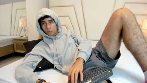 Snapshot of zahir_ashar chatting on 10-28-25, 11:03 zahir_ashar online show from 10-28-25, 11:03