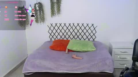Laura online show from 09-17-25, 07:59