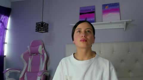 Zaida online show from 10-04-25, 04:38