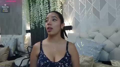 Snapshot of zaira_bonny chatting on 08-06-26, 06:21 Zaira Bonny online show from 08-06-26, 06:21