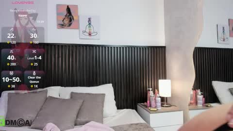 zaira online show from 04-04-26, 12:02