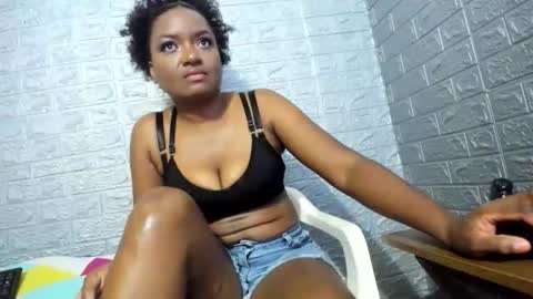 Zamara   online show from 11-13-25, 02:10