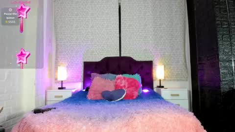 Snapshot of zamara_kleii chatting on 09-11-25, 06:35 Zamara Kleii online show from 09-11-25, 06:35
