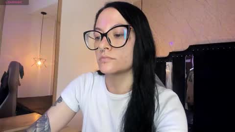   online show from 11-18-25, 06:56