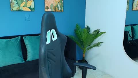 zamira_taylor online show from 09-19-25, 04:25