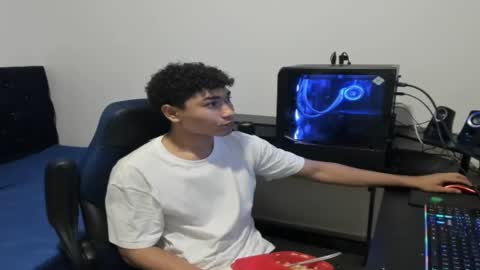 Snapshot of zammcito_ chatting on 12-06-24, 01:29 zamm online show from 12-06-24, 01:29