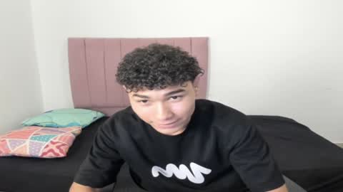 Snapshot of zammcito_ chatting on 12-18-24, 02:10 zamm online show from 12-18-24, 02:10