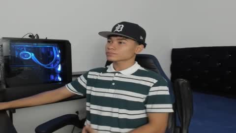 Snapshot of zammcito_ chatting on 01-16-25, 01:06 zamm online show from 01-16-25, 01:06