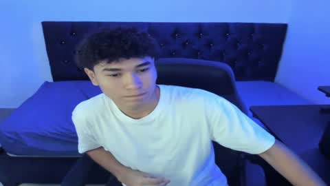 Snapshot of zammcito_ chatting on 01-23-25, 09:39 zamm online show from 01-23-25, 09:39