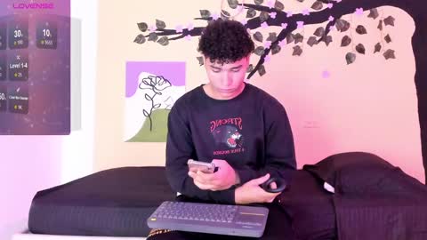 Snapshot of zammcito_ chatting on 03-06-25, 02:09 zamm online show from 03-06-25, 02:09