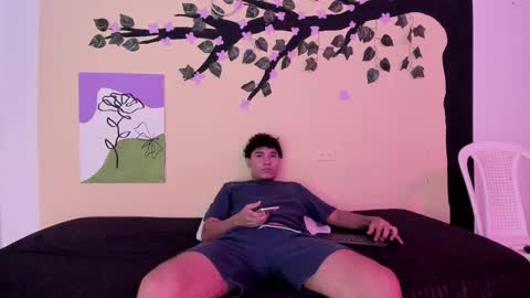 Snapshot of zammcito_ chatting on 03-09-25, 02:39 zamm online show from 03-09-25, 02:39