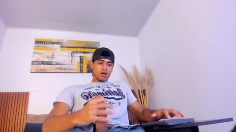 Zander online show from 10-07-25, 01:08