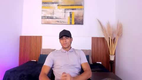 Zander online show from 10-09-25, 01:09