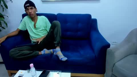 Snapshot of zane_belville chatting on 05-14-26, 10:55 Zane Belville online show from 05-14-26, 10:55