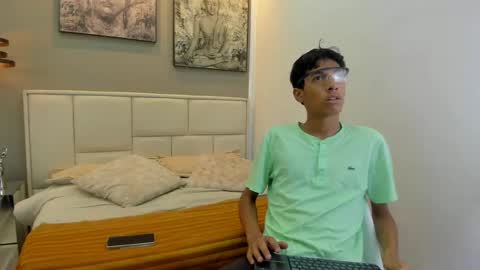 Snapshot of zane_belville chatting on 05-31-26, 11:17 Zane Belville online show from 05-31-26, 11:17