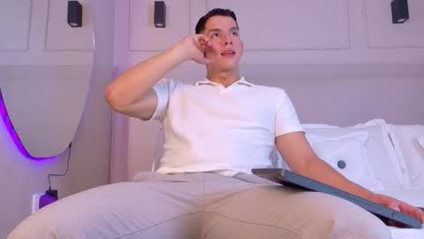 Zane Dawson online show from 01-11-26, 12:48