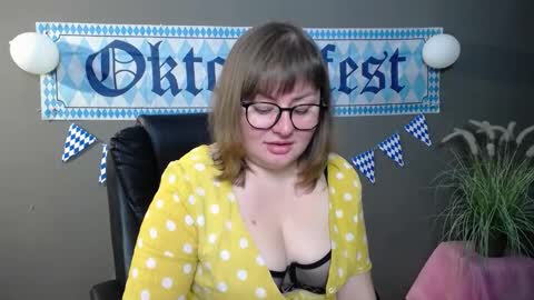 zannadreil online show from 10-11-25, 06:28