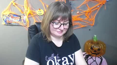 zannadreil online show from 10-14-25, 07:47