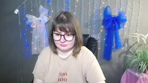 zannadreil online show from 11-24-25, 06:51