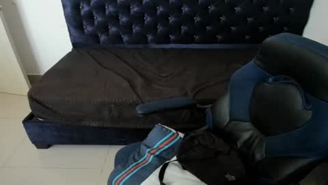 Snapshot of zanxley_ chatting on 02-03-25, 10:21 zanxley_ online show from 02-03-25, 10:21