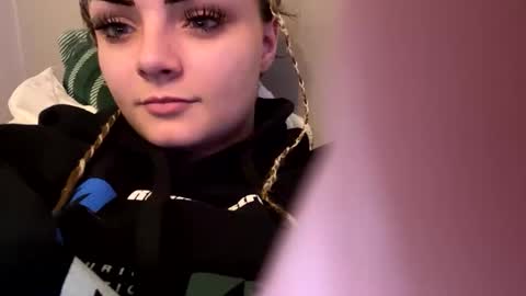 zapxxx69 online show from 03-17-26, 02:49