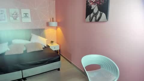 Zara Sweet  online show from 11-05-25, 01:33