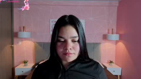 Snapshot of zara__sweet chatting on 06-29-26, 01:33 Zara Sweet online show from 06-29-26, 01:33