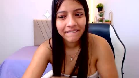 Zara online show from 06-25-26, 12:20