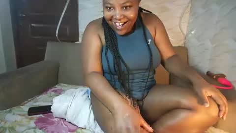 Snapshot of zara_dane chatting on 09-20-25, 04:52 Zara Dane online show from 09-20-25, 04:52