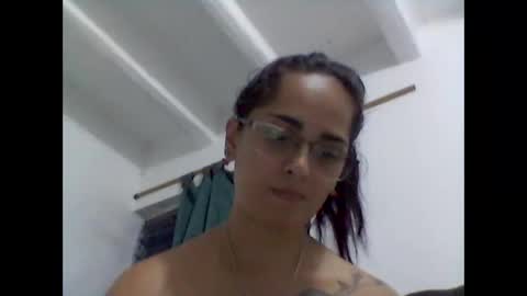 zaraa_lopez online show from 11-14-25, 10:40