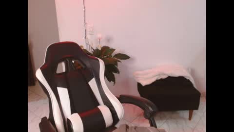 Zarabby online show from 12-25-24, 01:42