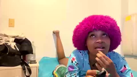 Zarabby online show from 10-16-25, 02:56