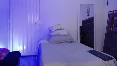 Zara online show from 11-15-25, 01:58