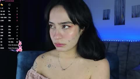 zaradames_ online show from 10-30-25, 04:47