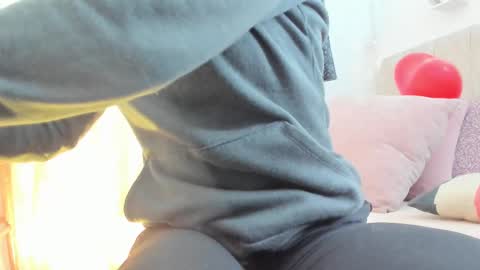 Snapshot of zaradulce chatting on 03-06-25, 12:09 Zara . online show from 03-06-25, 12:09