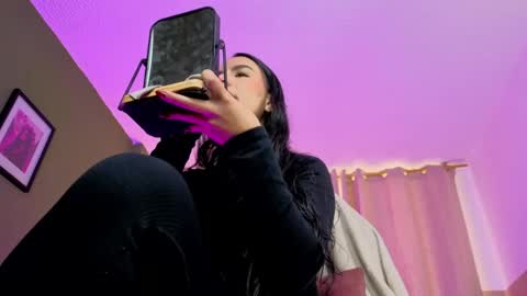 Snapshot of zaradulce chatting on 04-17-26, 01:14 Zara . online show from 04-17-26, 01:14