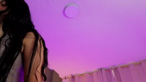 Snapshot of zaradulce chatting on 04-25-26, 12:08 Zara . online show from 04-25-26, 12:08
