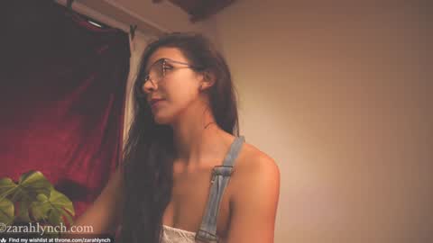 Miss Lynch   Next show  2911 online show from 12-19-24, 10:42