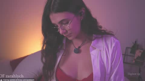 Miss Lynch   Next show  2911 online show from 09-28-25, 01:00