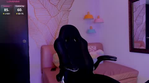 Zara Lim  online show from 01-17-25, 11:59