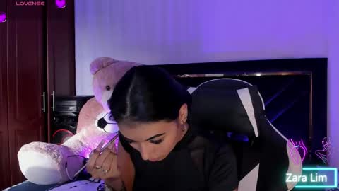 Zara Lim  online show from 09-14-25, 09:47