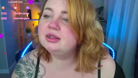 Lola online show from 02-12-25, 12:37