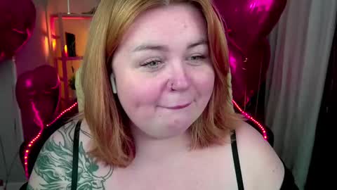 Lola online show from 02-15-25, 01:10