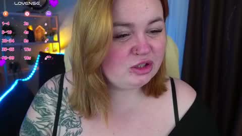 Lola online show from 03-07-25, 01:31